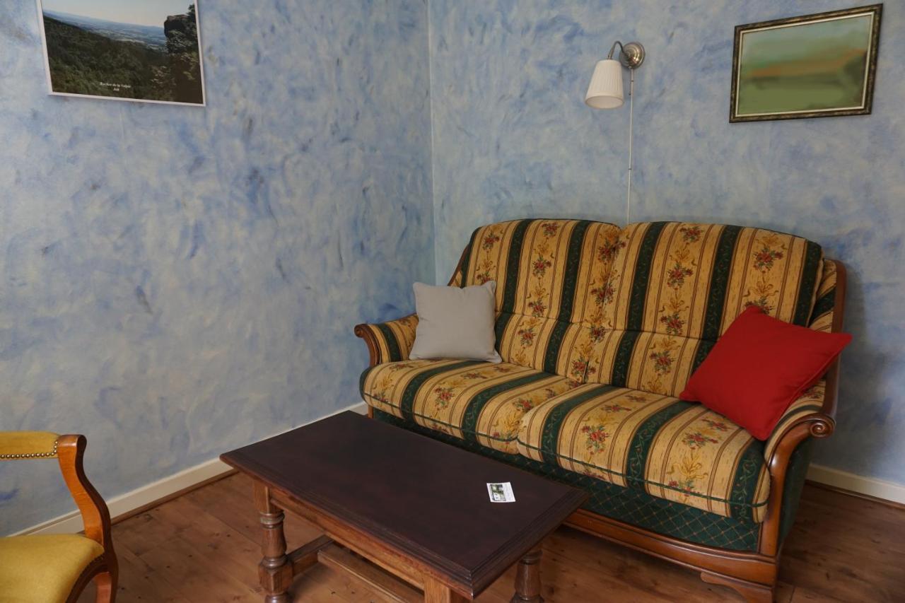 Les Neuf Bouleaux Bed & Breakfast Job Ngoại thất bức ảnh